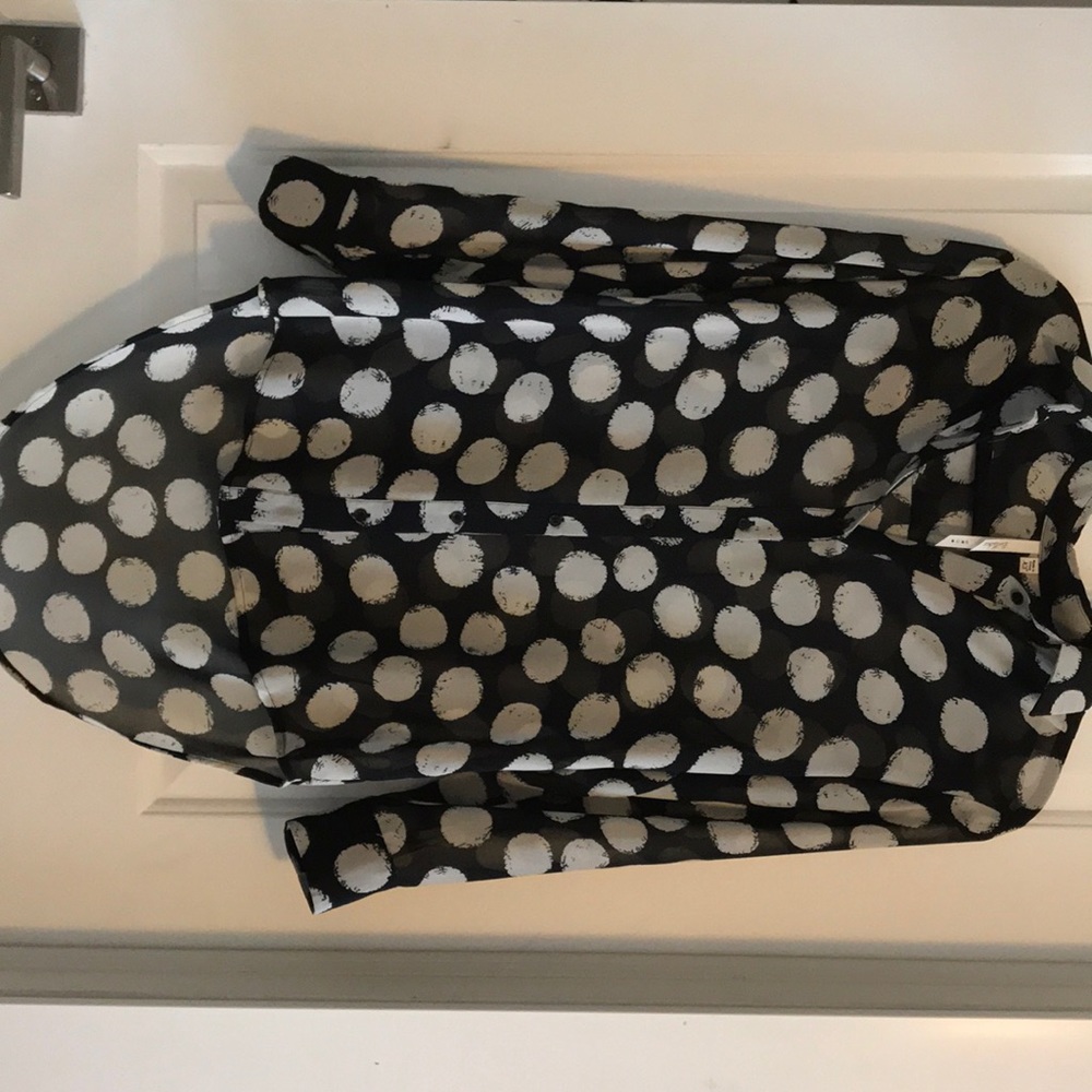 Women’s dress shirt